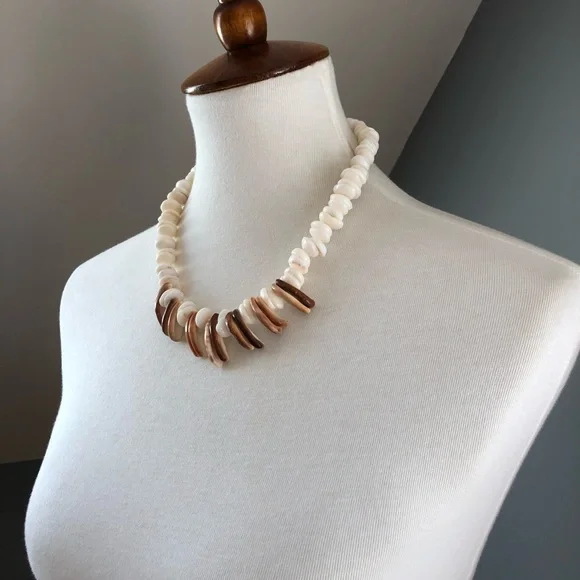 Ocean Warrior Puka Claw Necklace - Picture 14 of 14